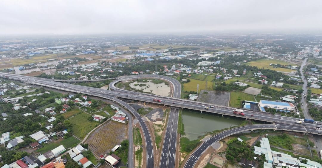 Toàn cảnh hạ tầng giao thông đồng bộ phát triển tại khu Tây TP.HCM
